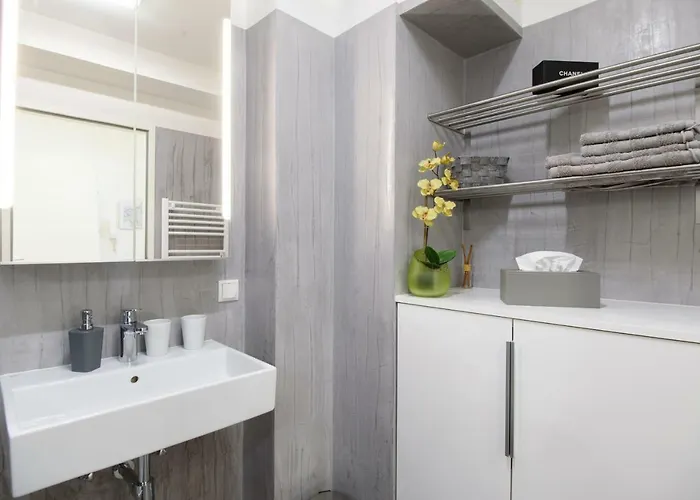 Apartment Design - Centrally Located
