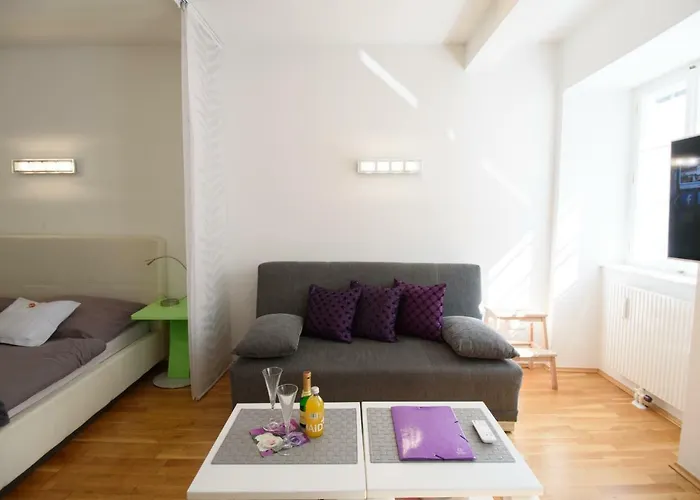 Design - Centrally Located Apartment