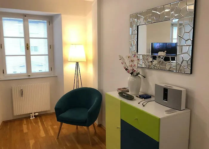 Design - Centrally Located Apartment